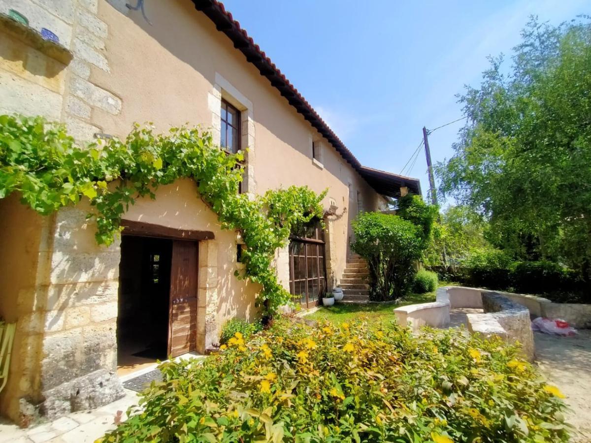 Grande Villa Au Coeur De La Dordogne Paussac-et-Saint-Vivien Exteriér fotografie